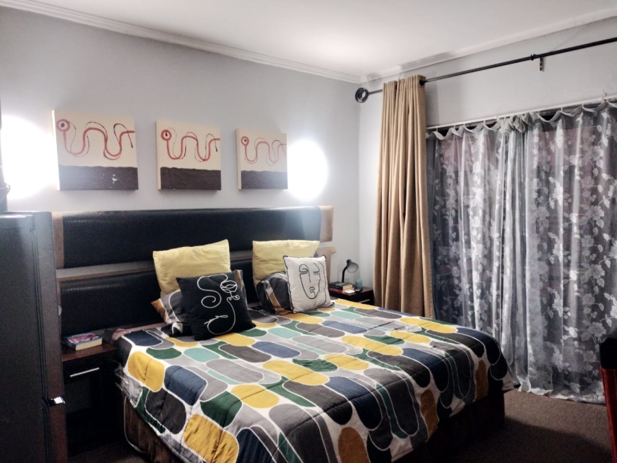 1 Bedroom Property for Sale in Vredenhof Sh Free State